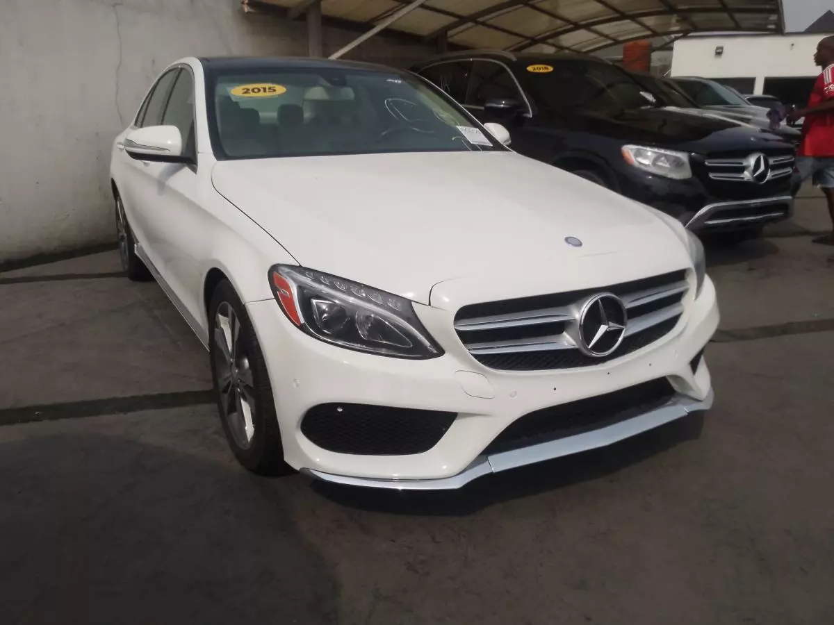 Mercedes-Benz C 300   - 2015