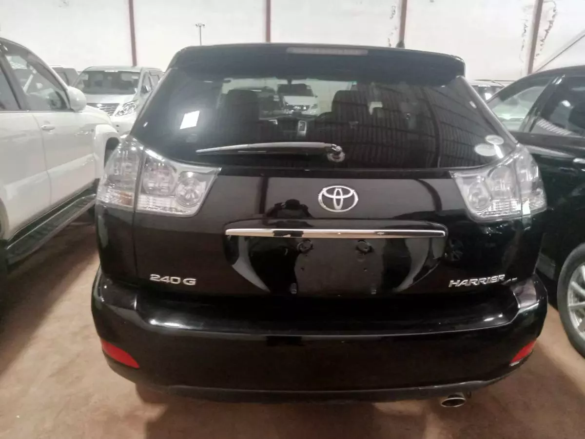 Toyota Harrier   - 2009