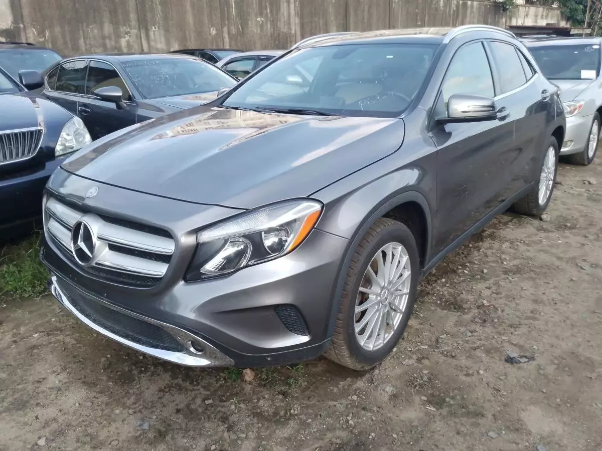 Mercedes-Benz GLA 250   - 2015