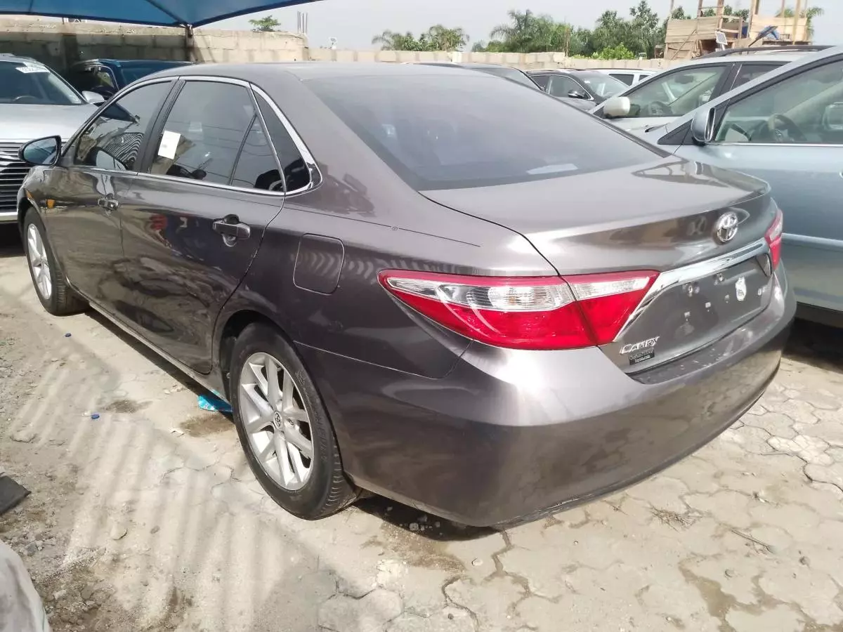 Toyota Camry   - 2017