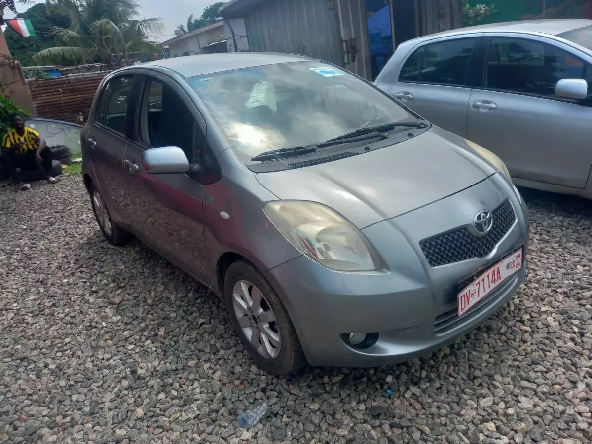 Toyota Yaris   - 2007