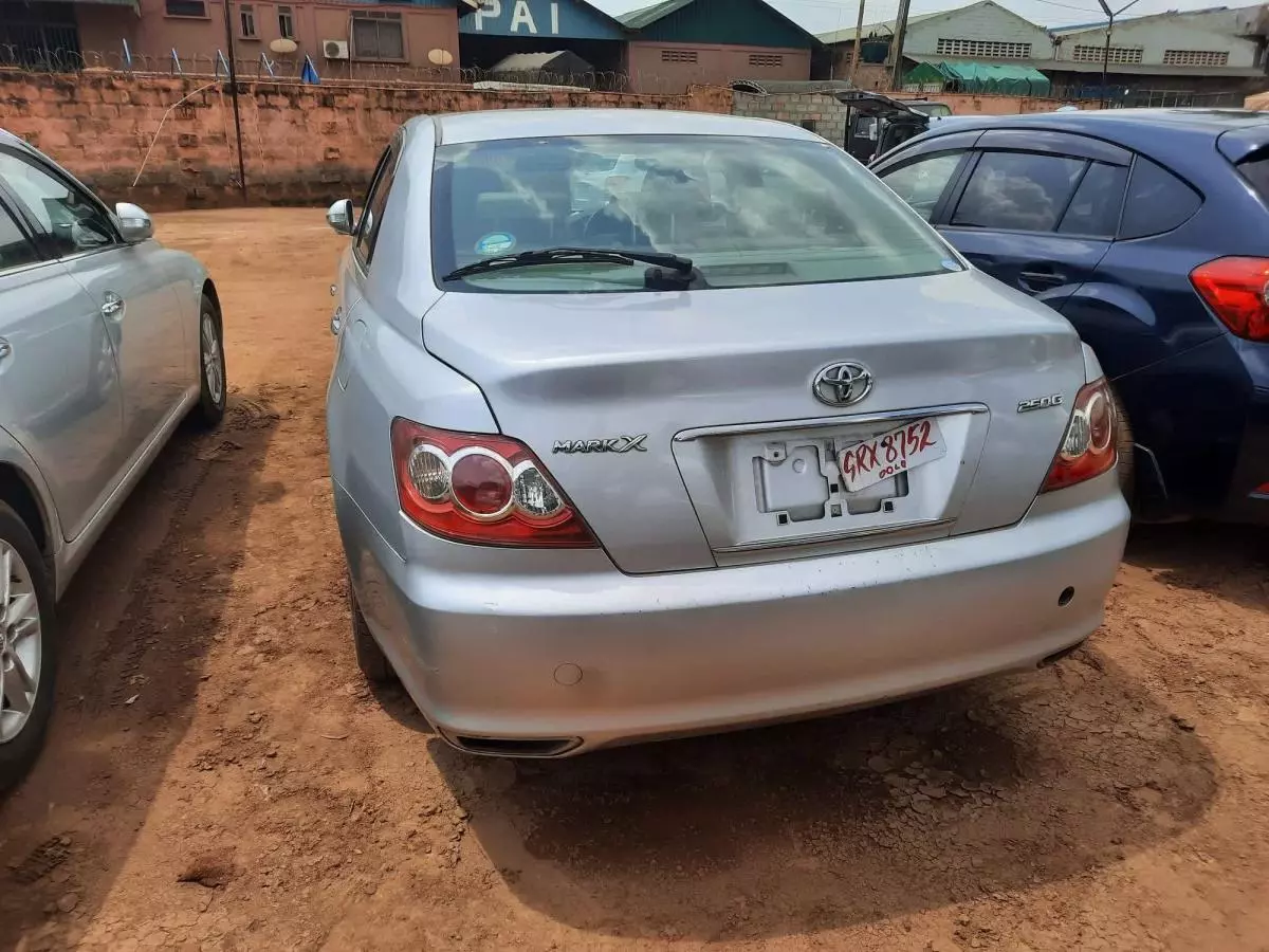 Toyota Mark X - 2007