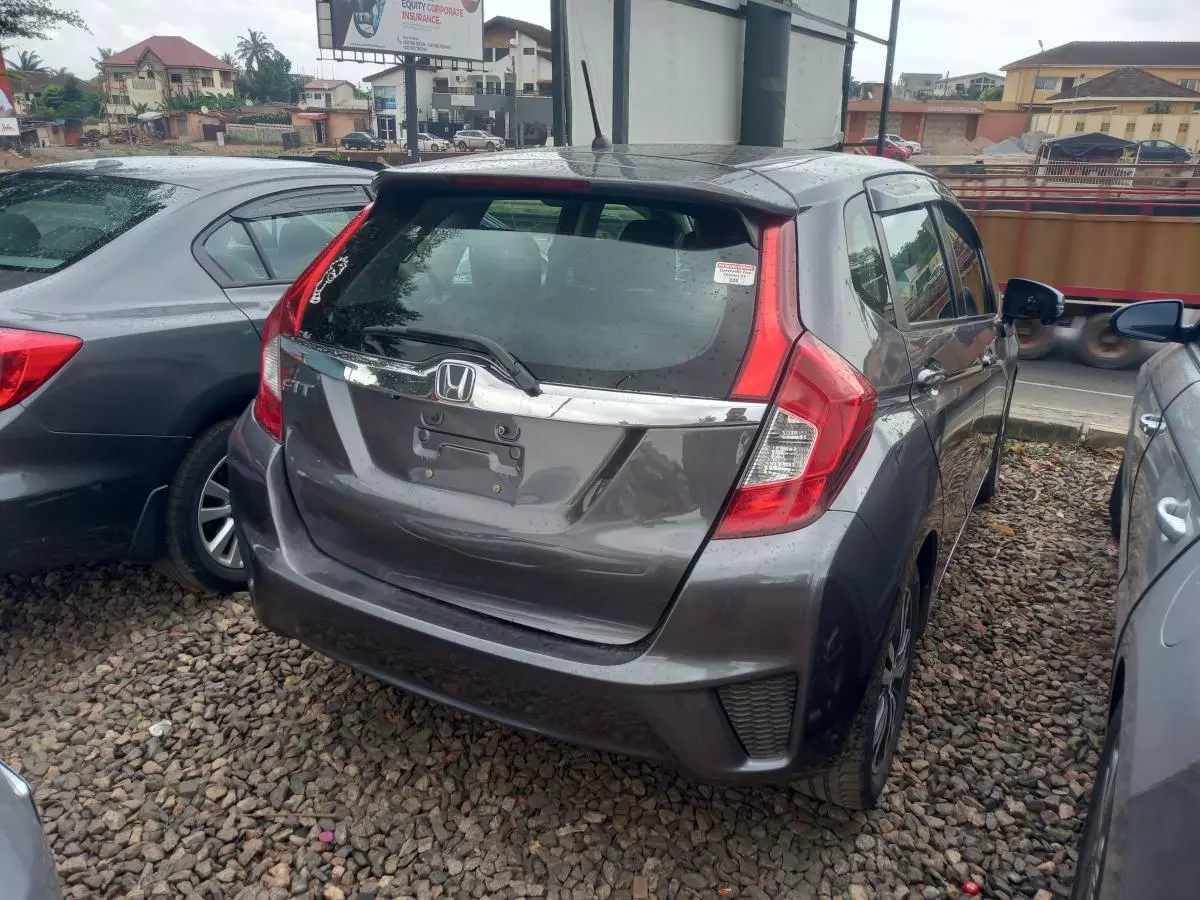 Honda Fit   - 2015