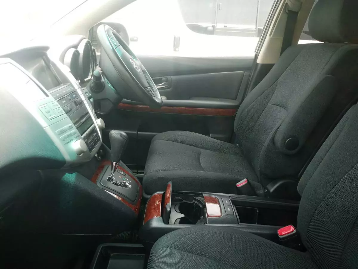 Toyota Harrier - 2009