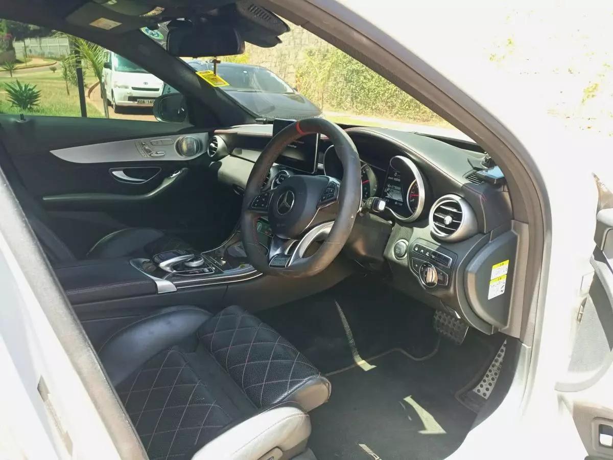 Mercedes-Benz C 63 AMG - 2015