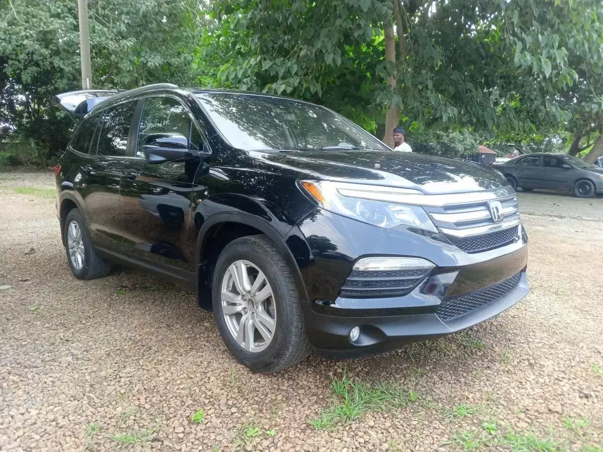 Honda Pilot   - 2016