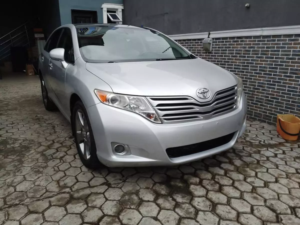 Toyota Venza   - 2010