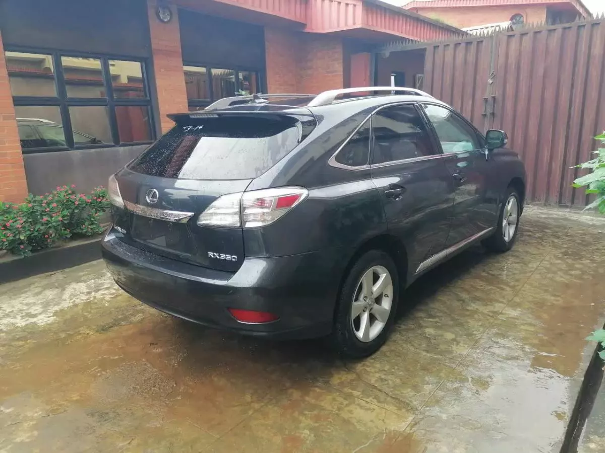 Lexus RX 350   - 2010