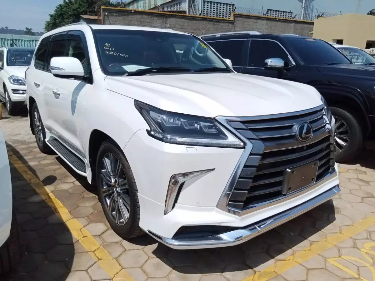 Lexus 570   - 2018