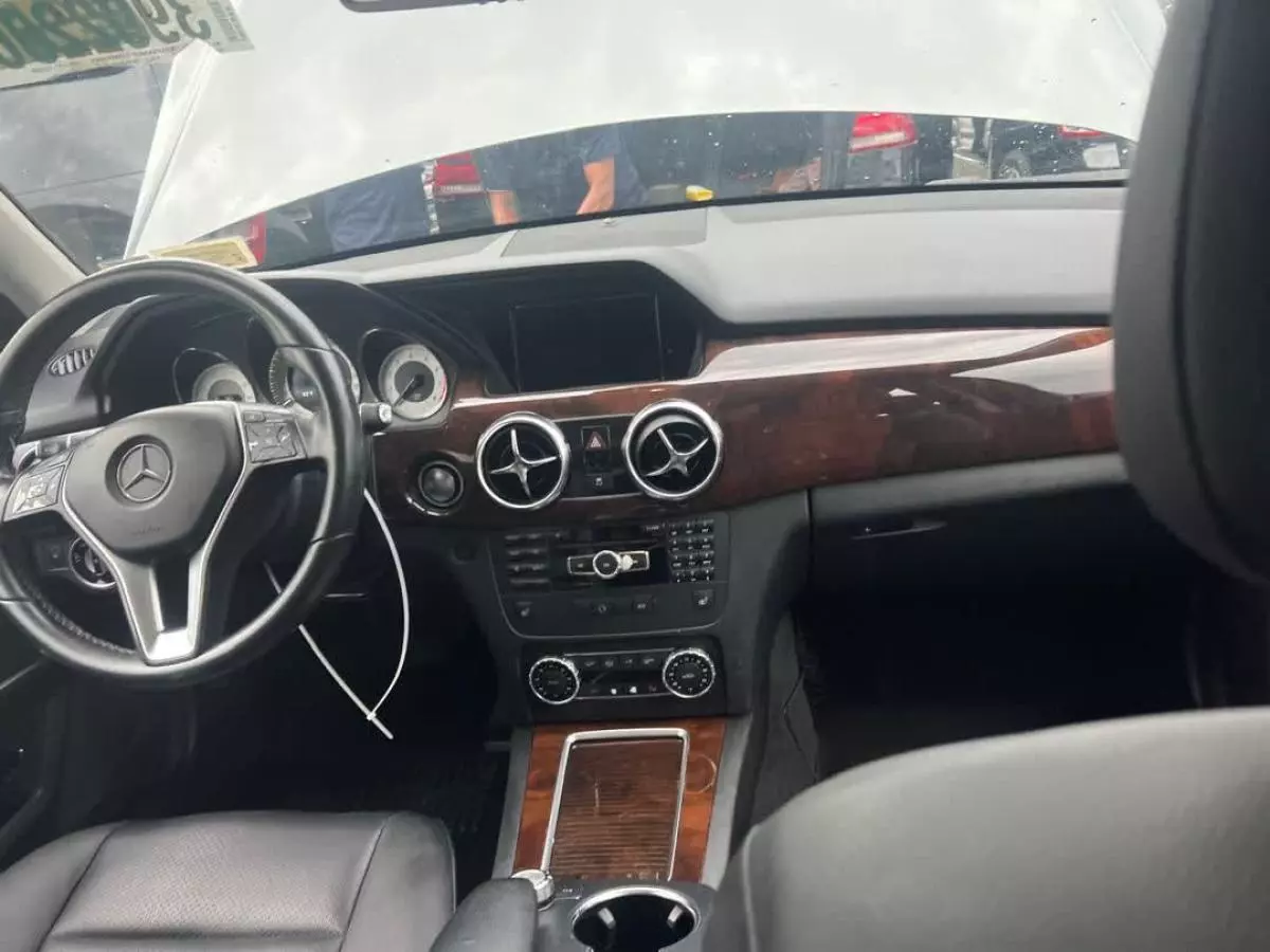 Mercedes-Benz GLK 350   - 2015