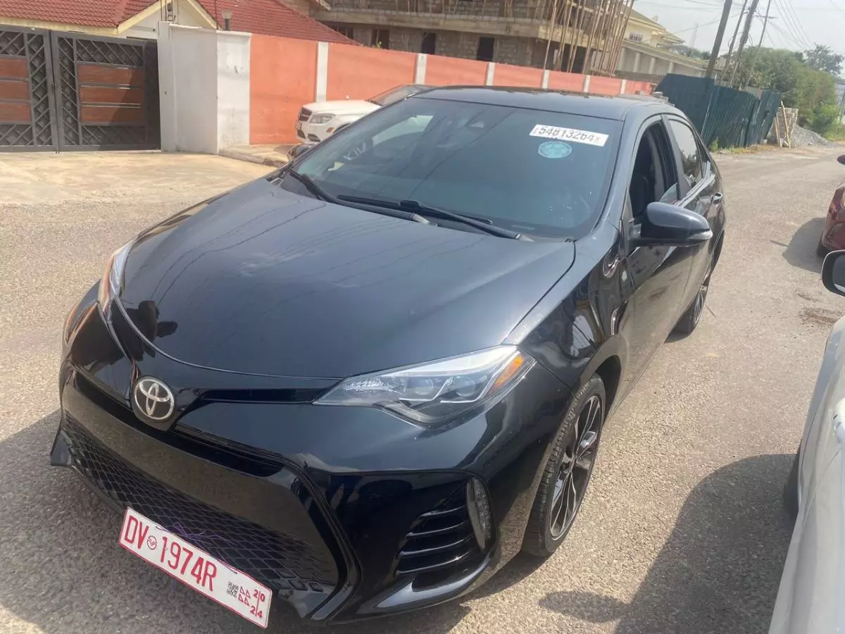 Toyota Corolla   - 2017