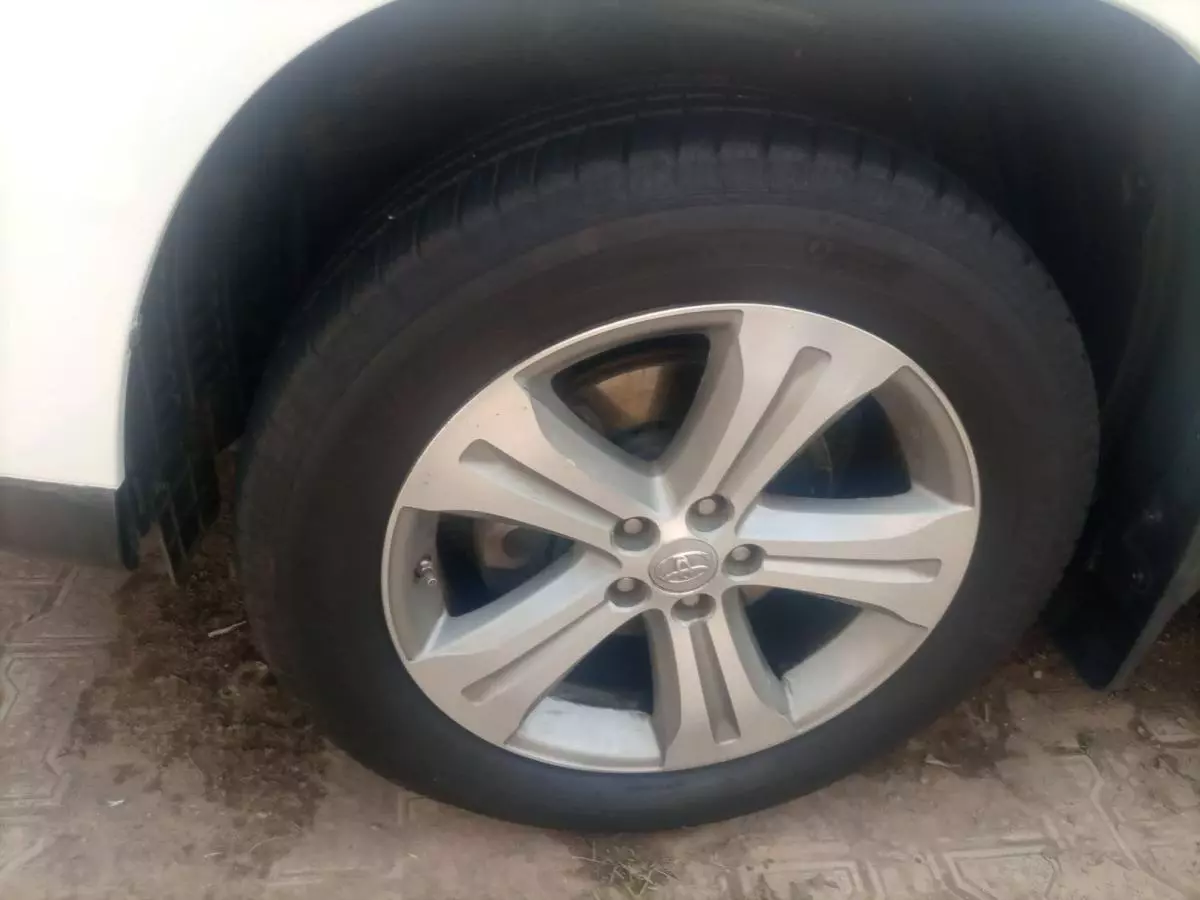 Toyota Highlander - 2011