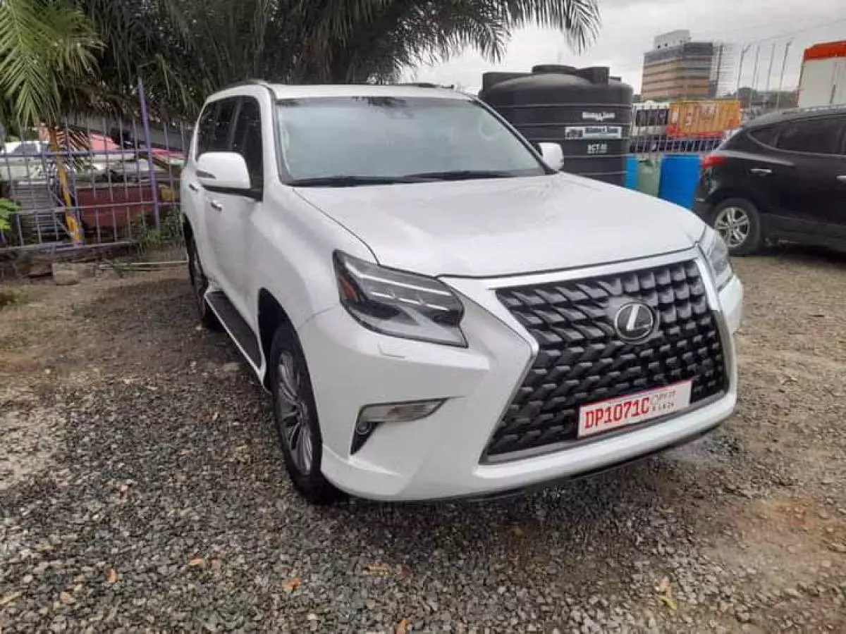 Lexus GX 460   - 2022