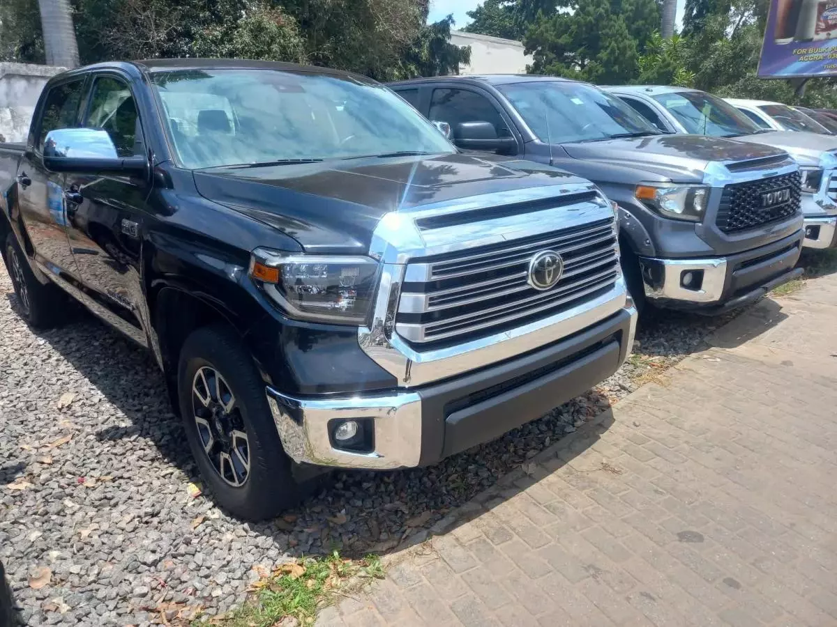 Toyota Tundra   - 2020