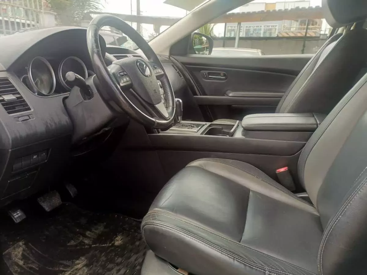 Mazda CX-9 - 2011