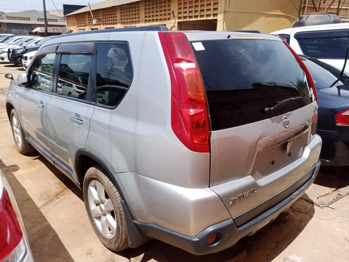 Nissan X-Trail   - 2009