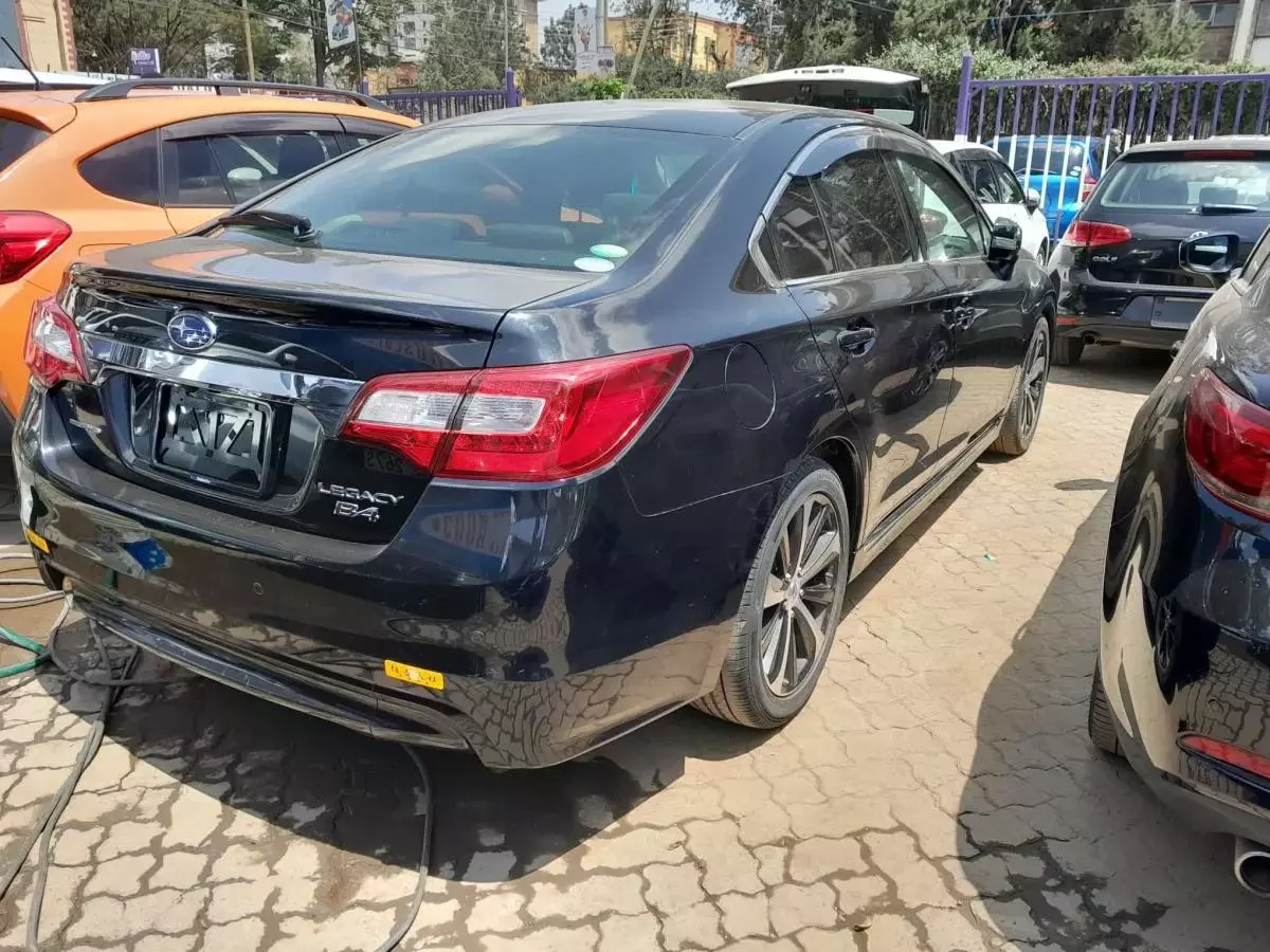Subaru Legacy B4   - 2015