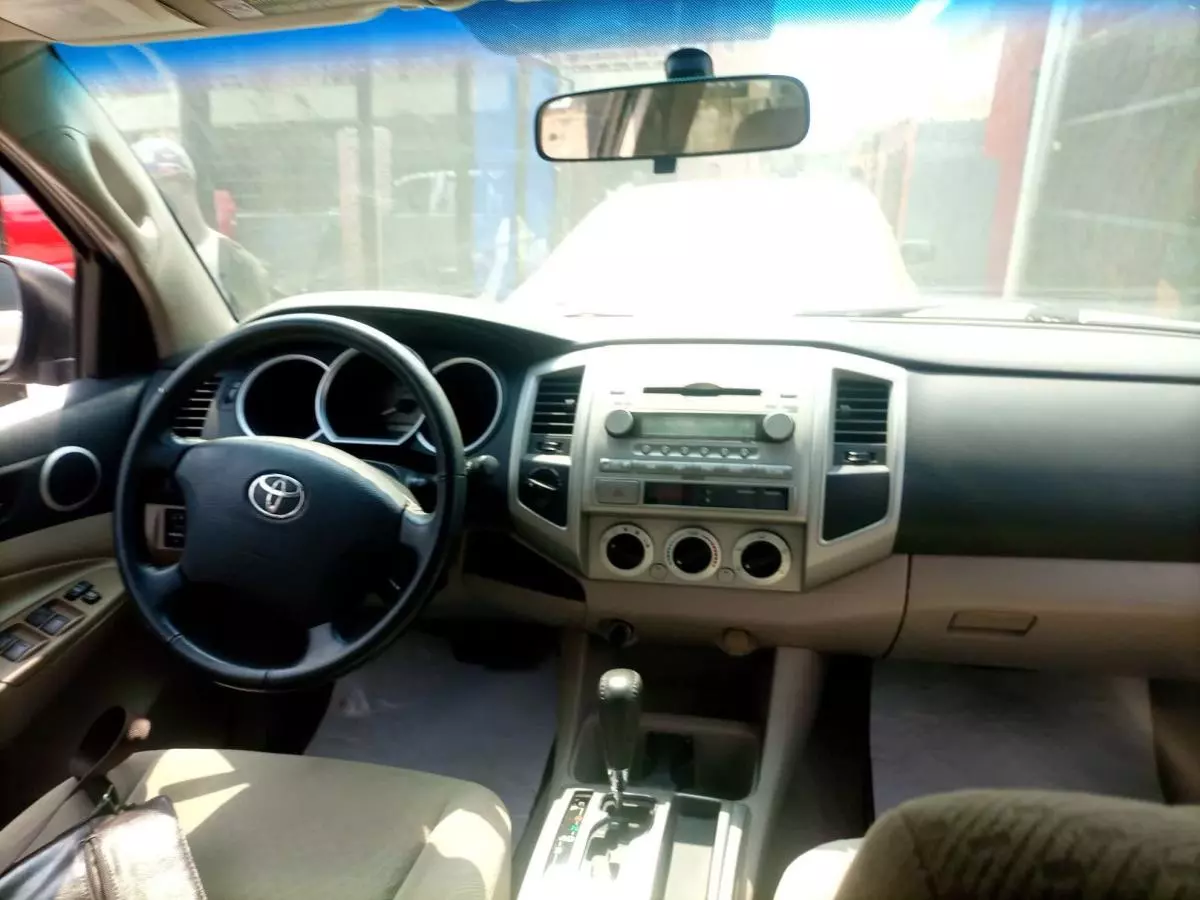 Toyota Tacoma - 2007