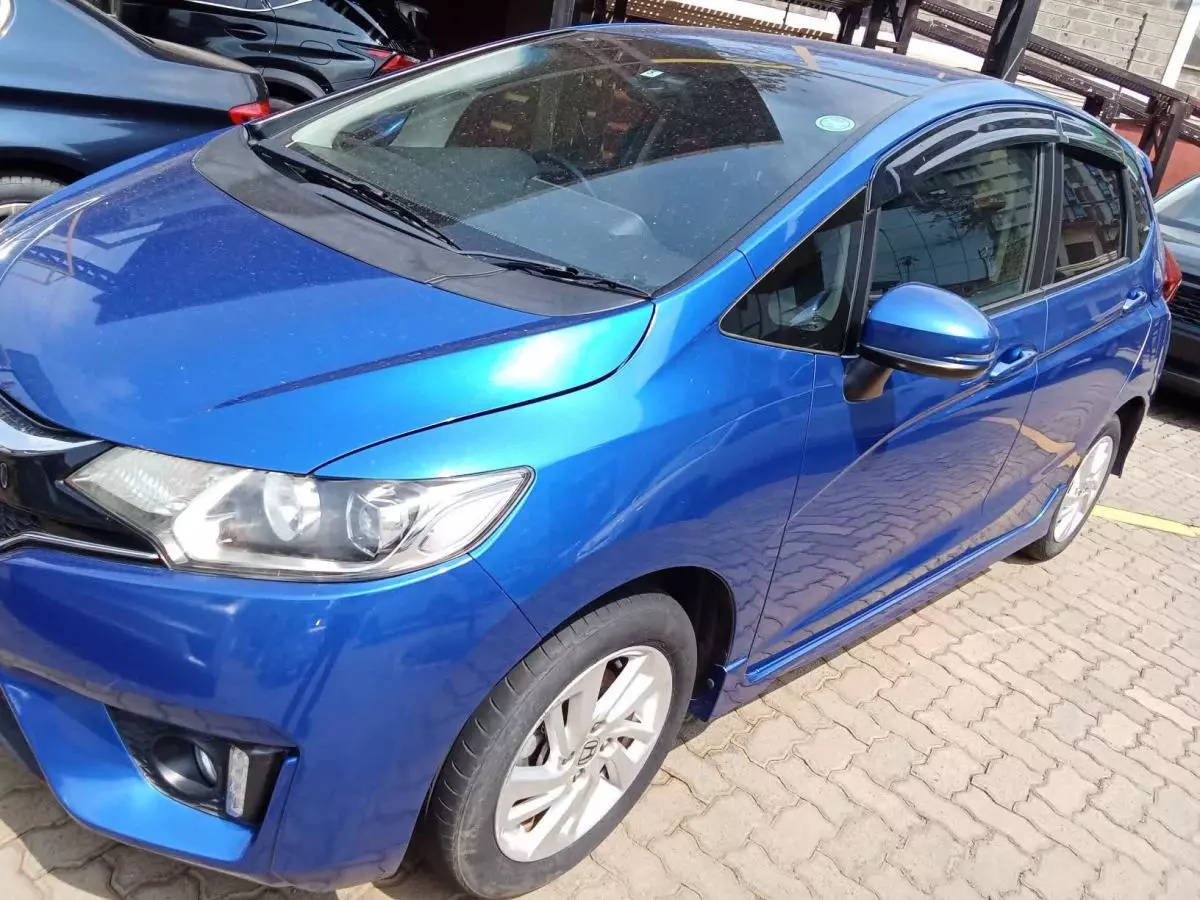 Honda Fit   - 2016