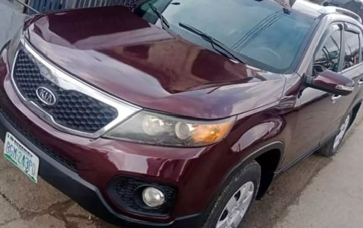 KIA Sorento   - 2012