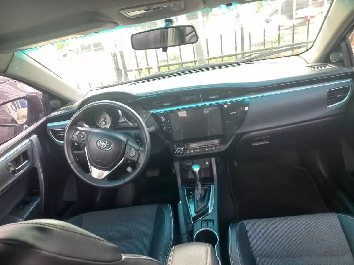 Toyota Corolla - 2015