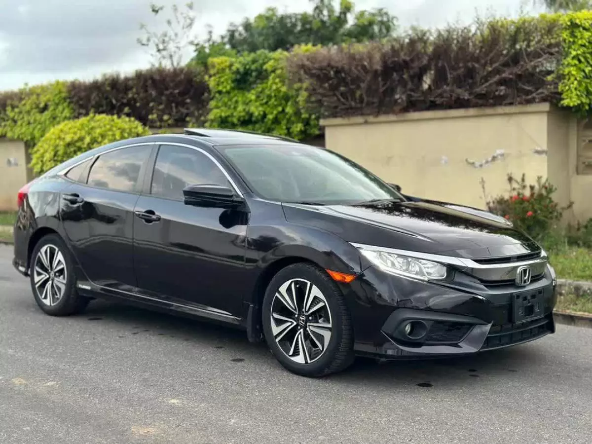 Honda Civic   - 2019