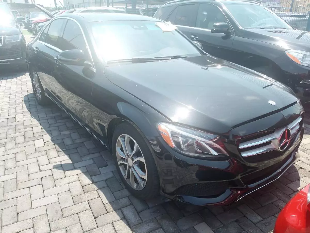 Mercedes-Benz C 300   - 2016