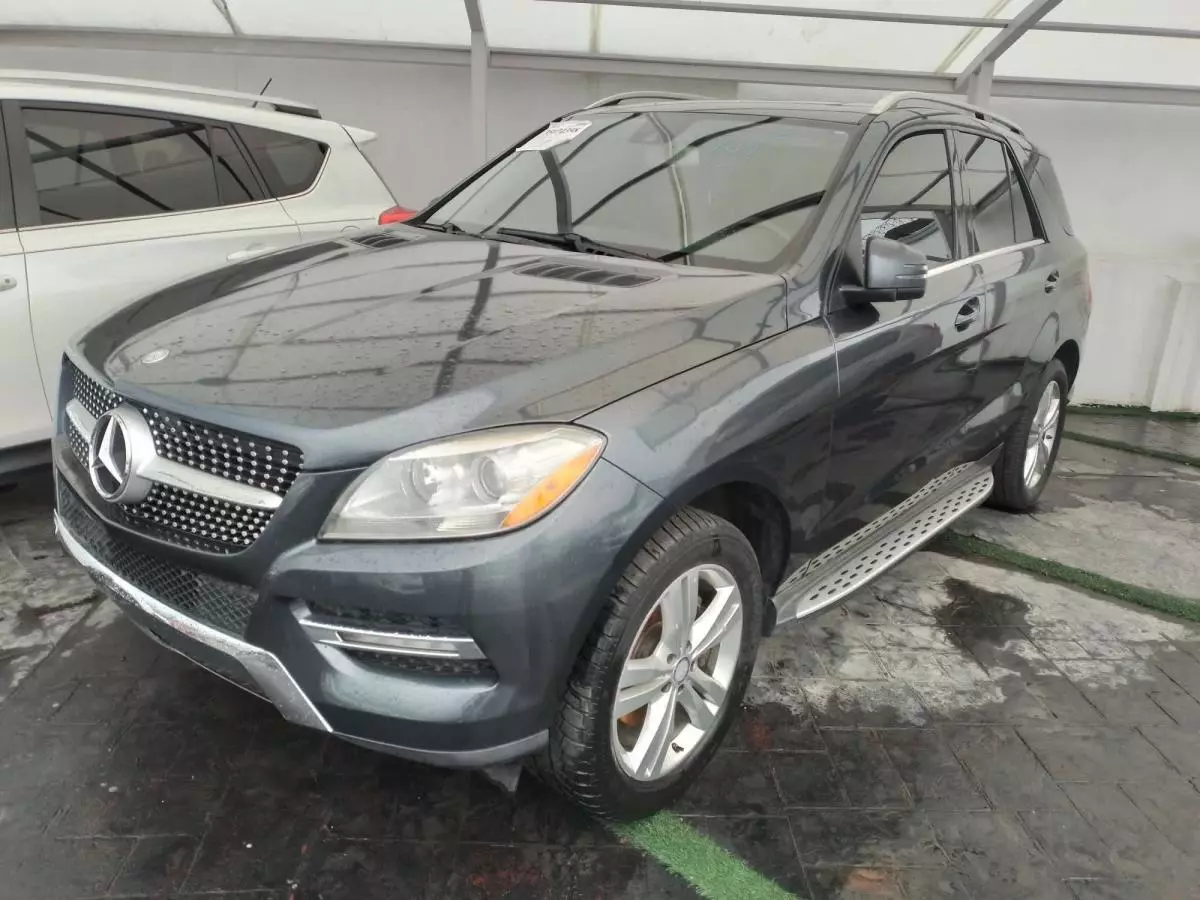 Mercedes-Benz ML 350 - 2012