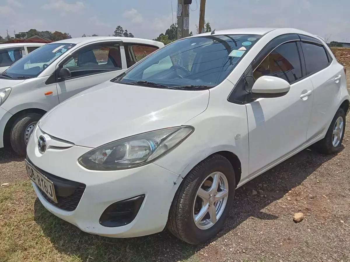 Mazda Demio   - 2013