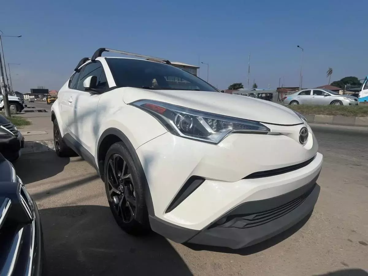 Toyota C-HR   - 2019