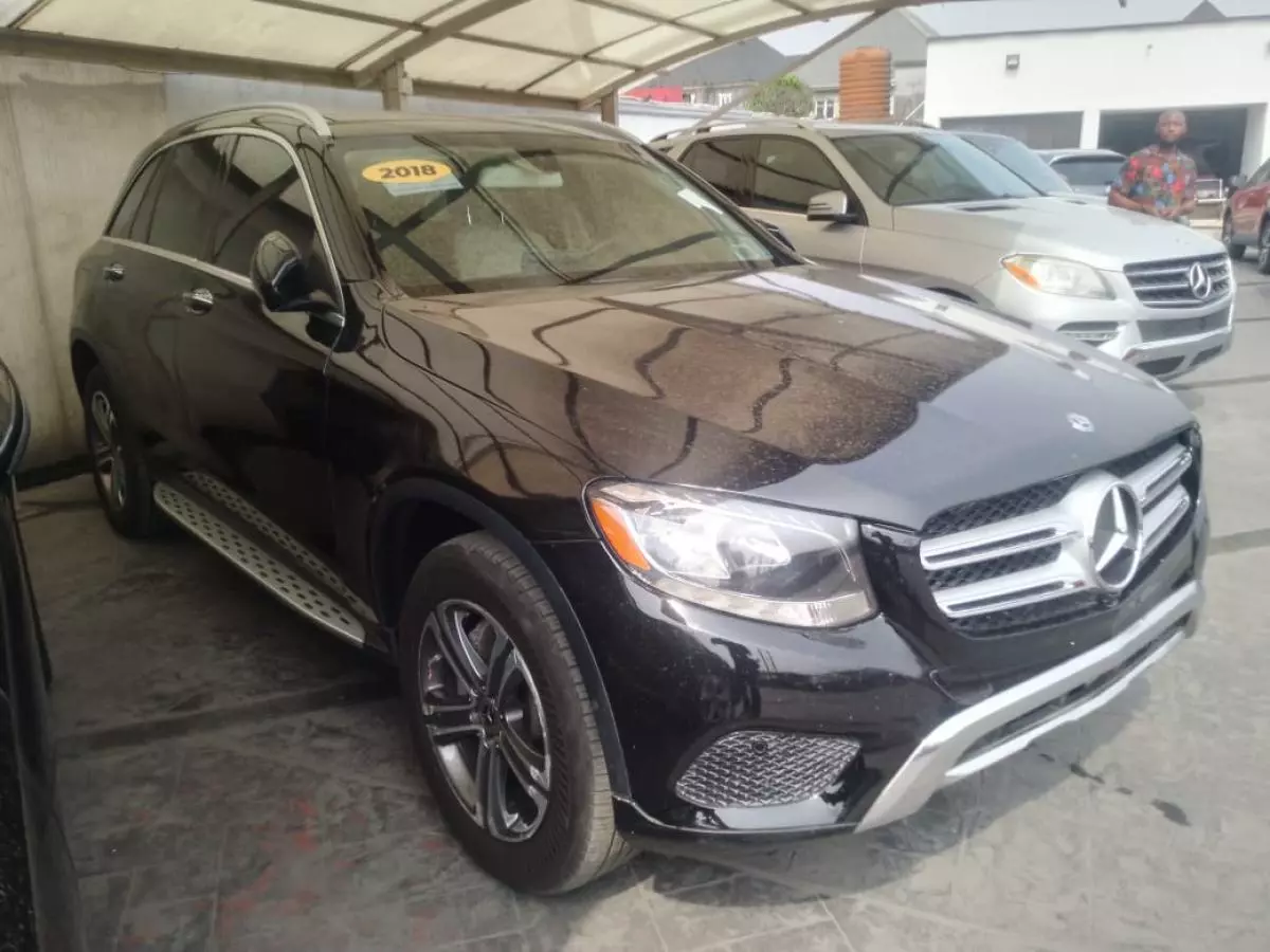 Mercedes-Benz GLC 300   - 2018