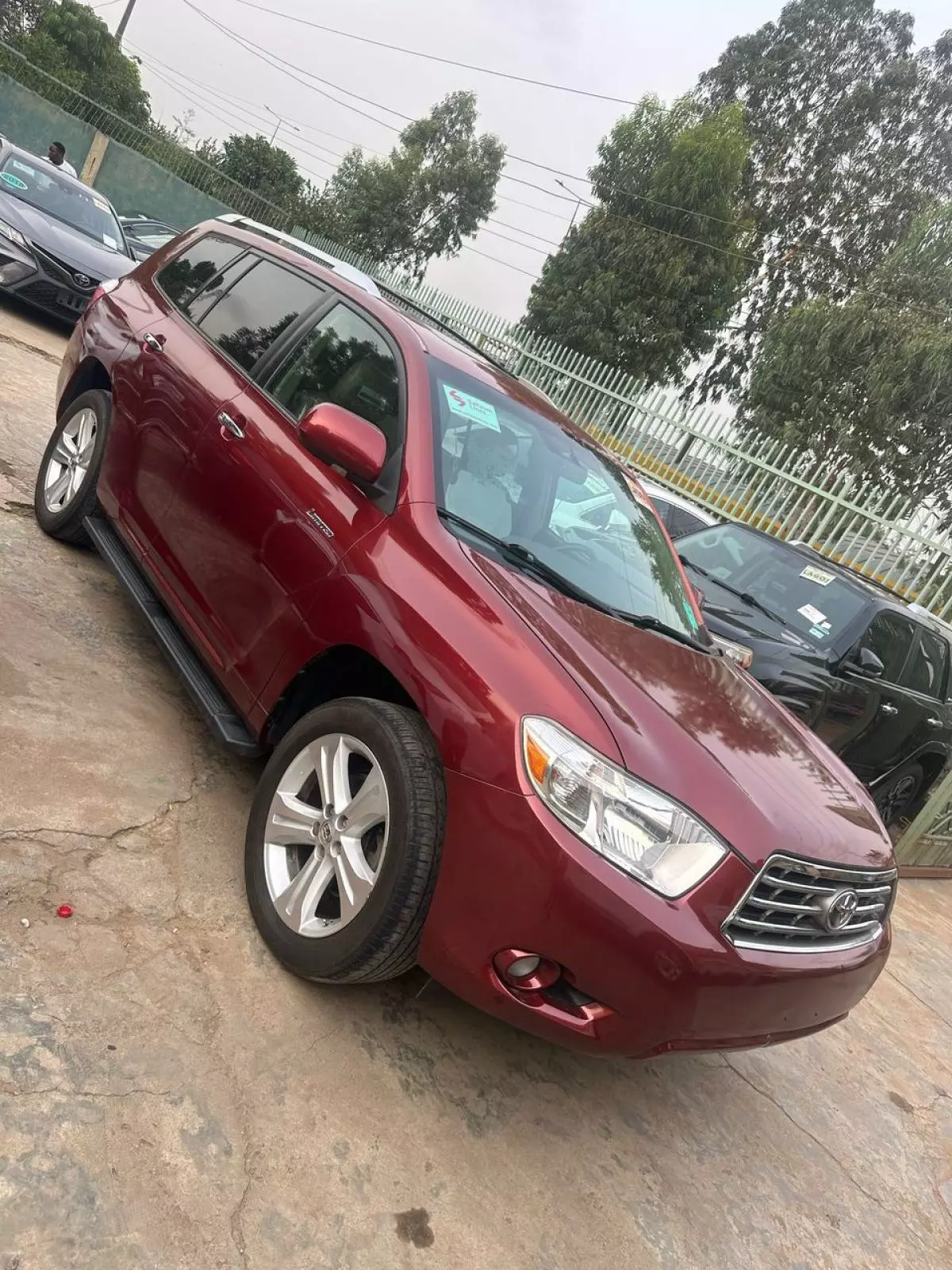 Toyota Highlander   - 2010