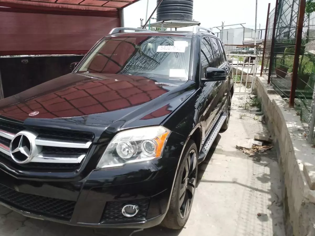 Mercedes-Benz GLK 350   - 2009