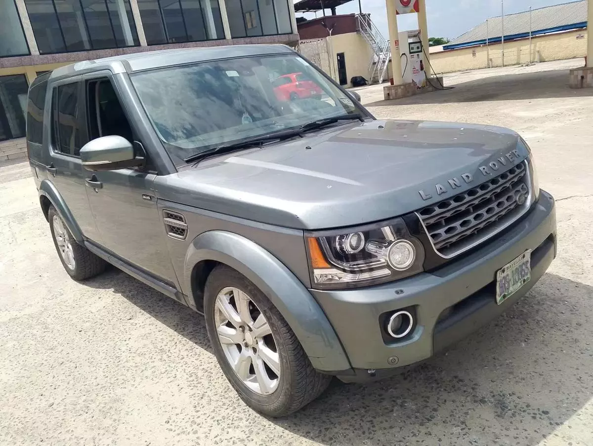 Land Rover LR 4   - 2014