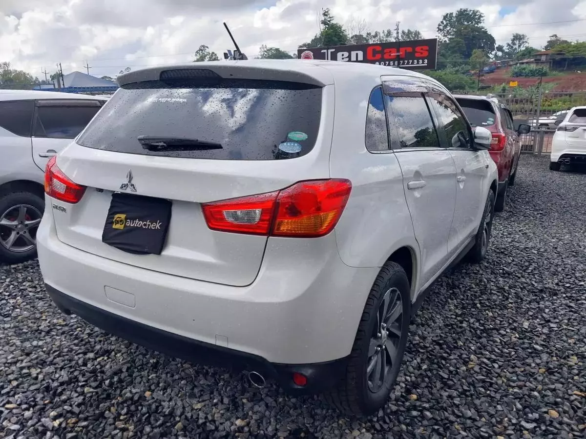 Mitsubishi RVR   - 2015