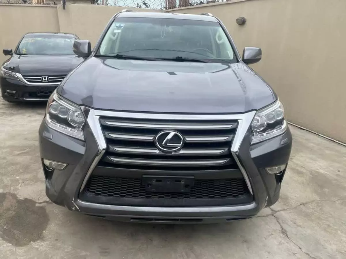 Lexus GX 460   - 2017