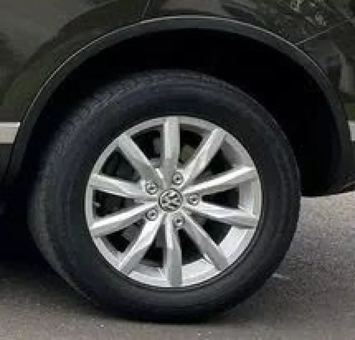 Volkswagen Touareg   - 2016
