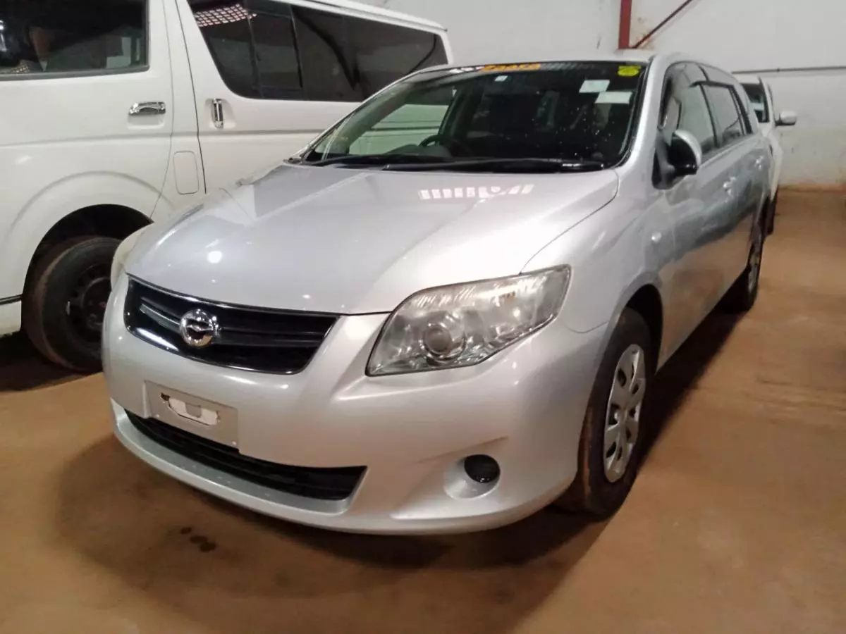 Toyota Fielder    - 2009