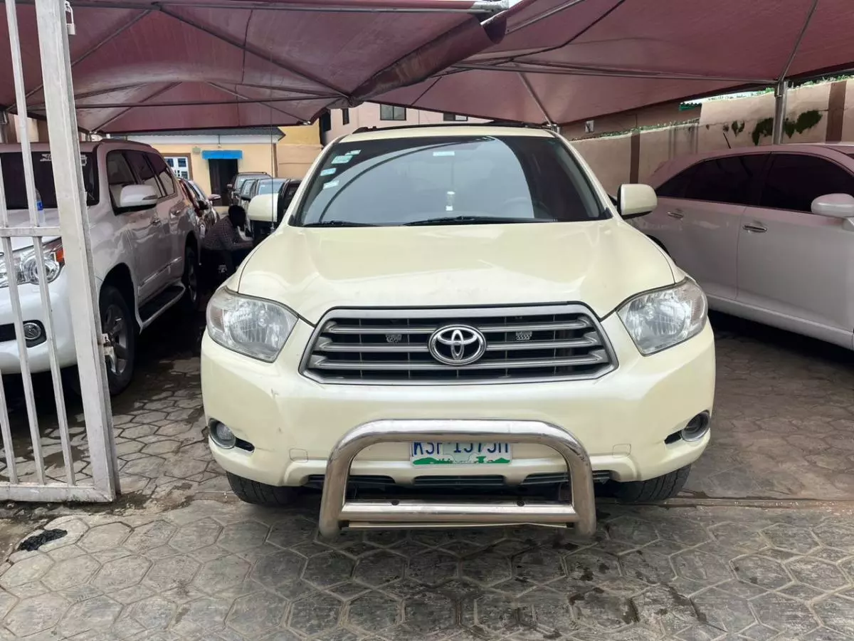 Toyota Highlander   - 2008