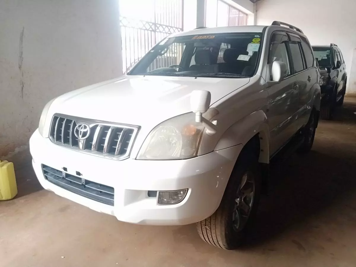 Toyota Landcruiser Prado   - 2009