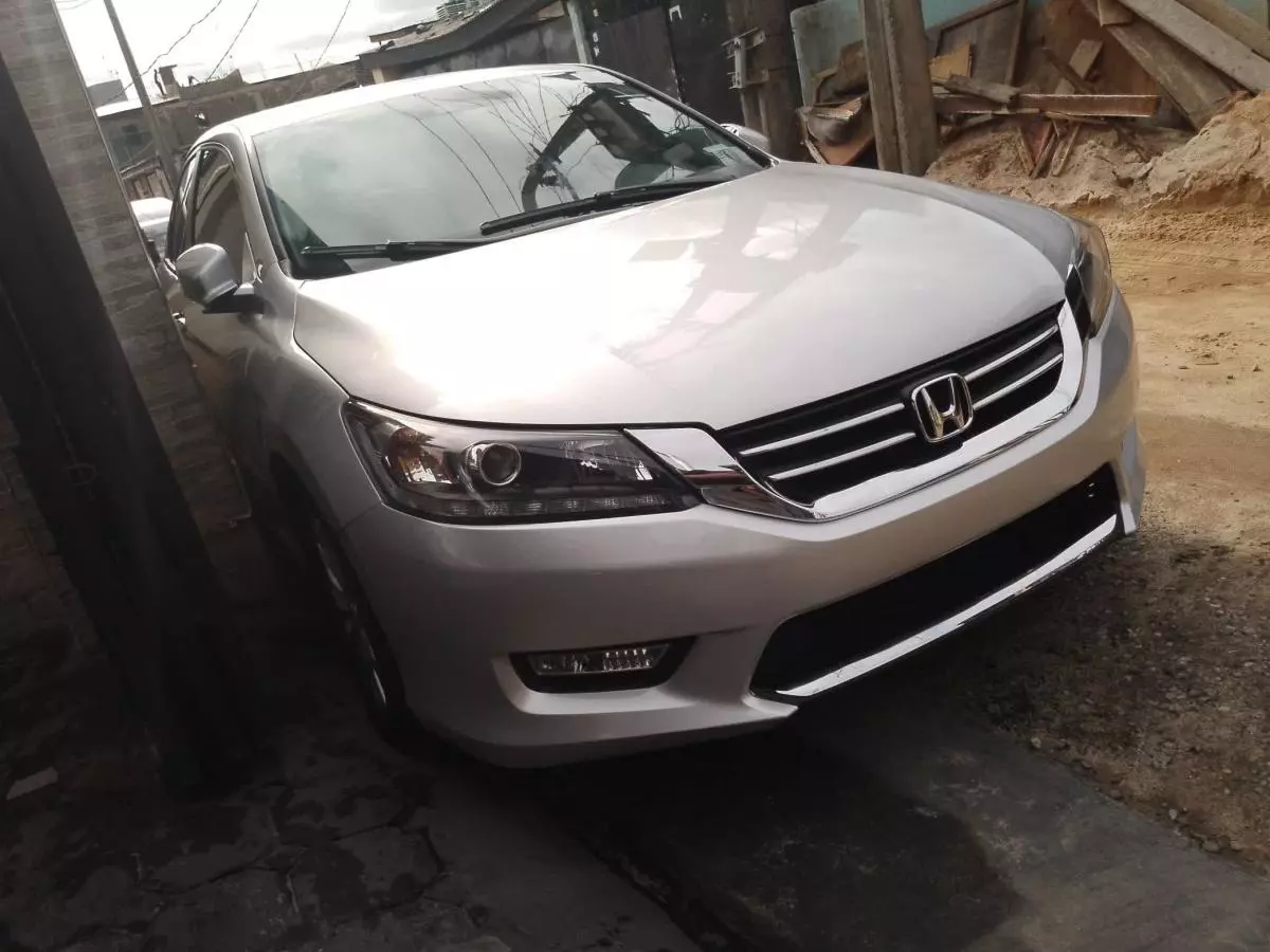 Honda Accord   - 2014