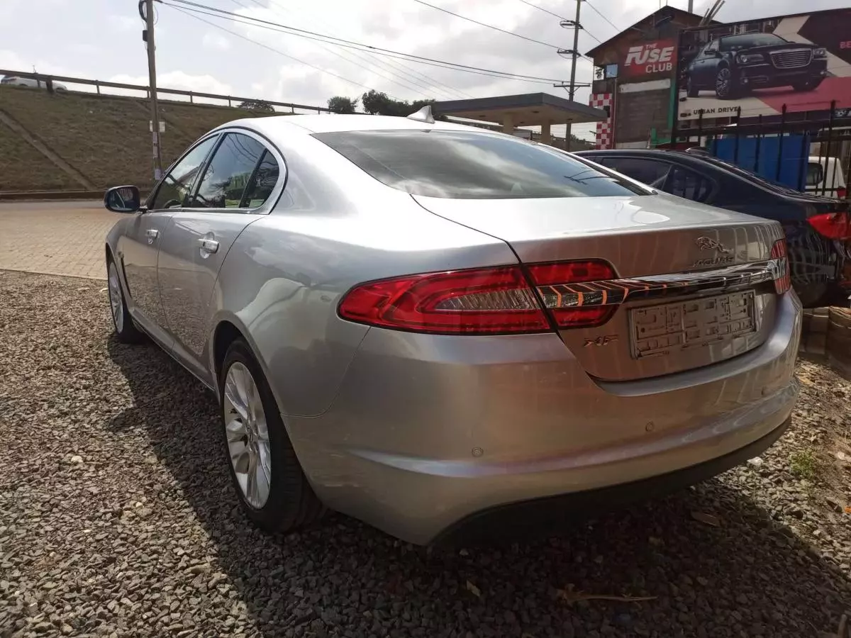 Jaguar XF - 2015