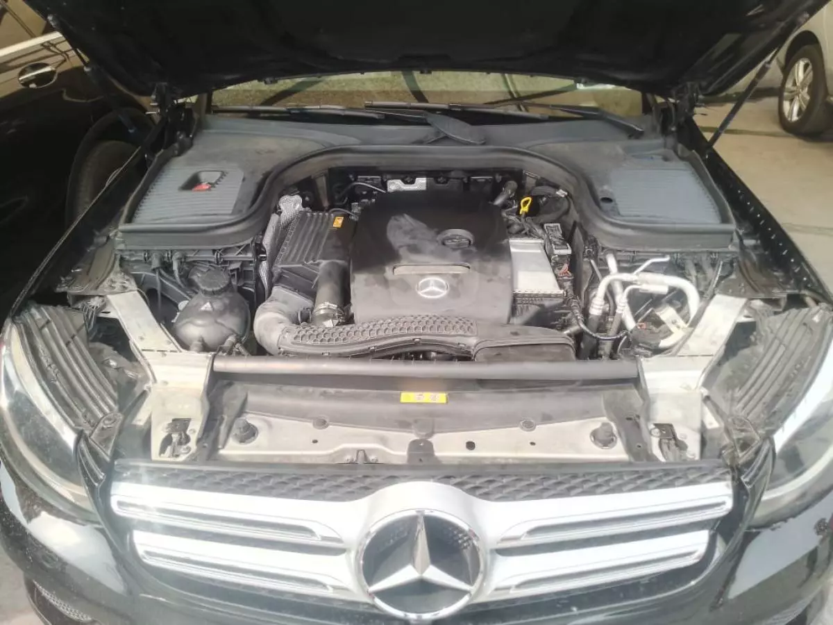 Mercedes-Benz GLC 300   - 2018