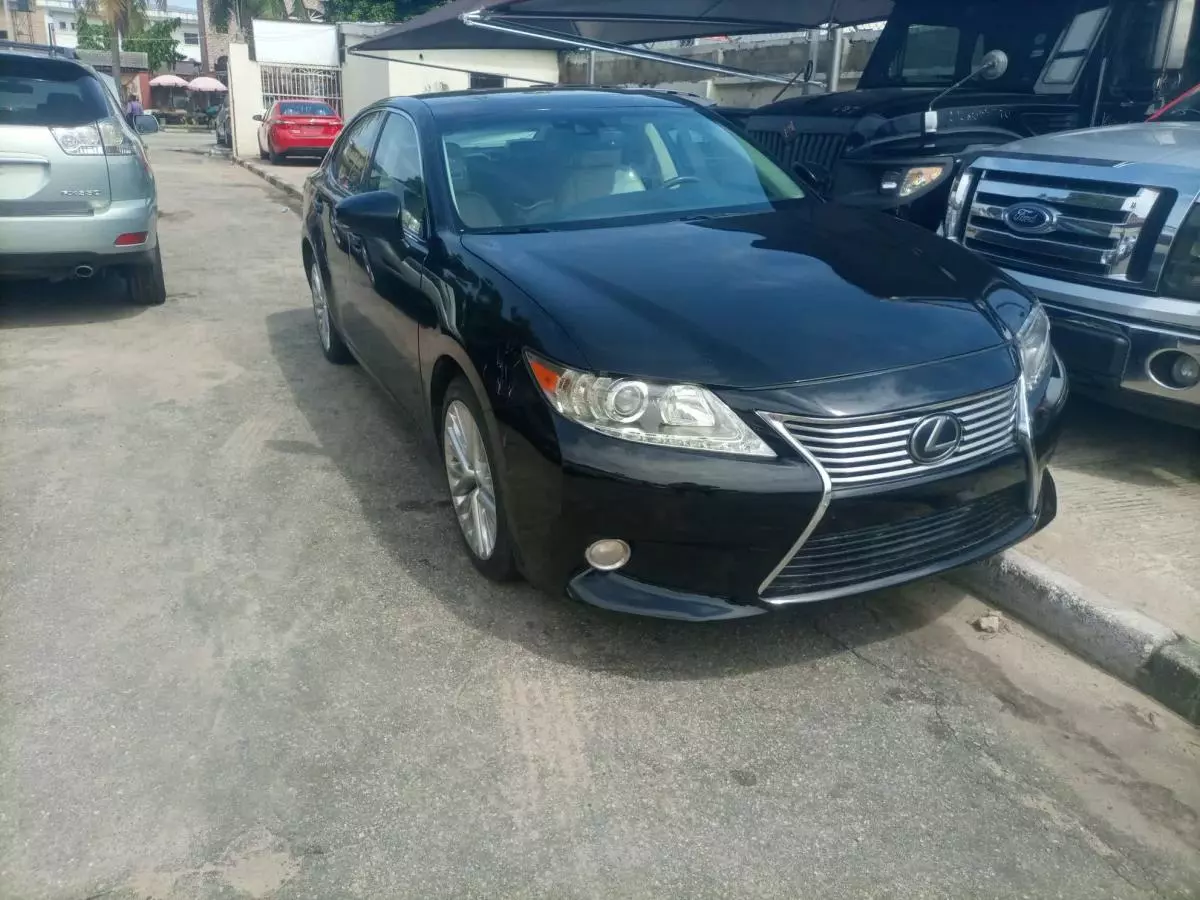 Lexus ES 350   - 2013