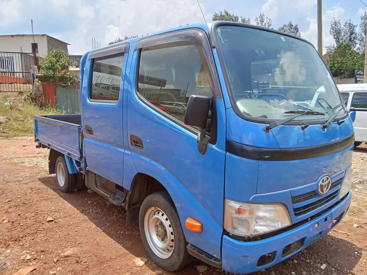 Toyota Dyna   - 2016