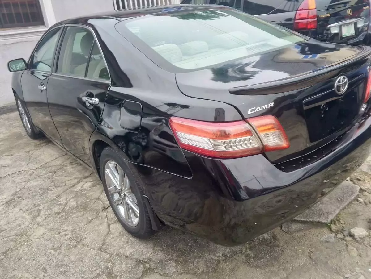 Toyota Camry   - 2007