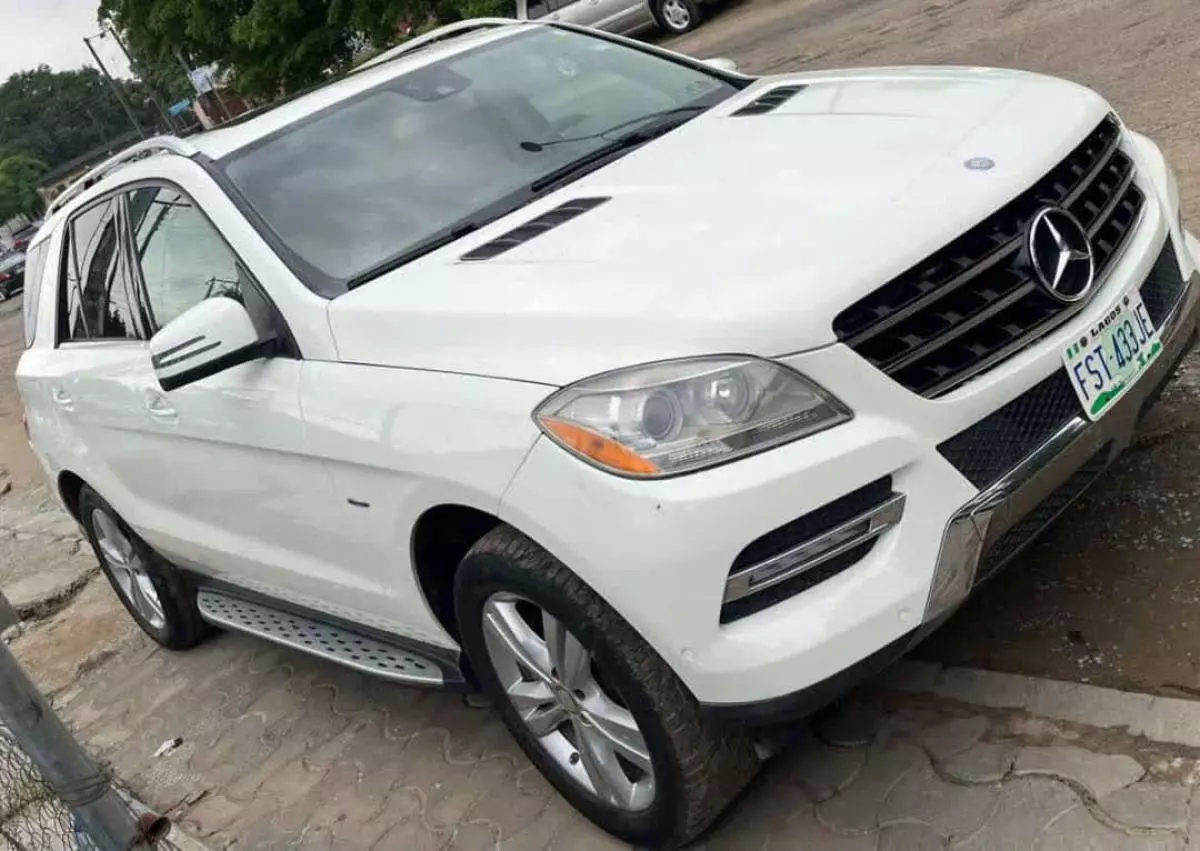 Mercedes-Benz ML 350   - 2012