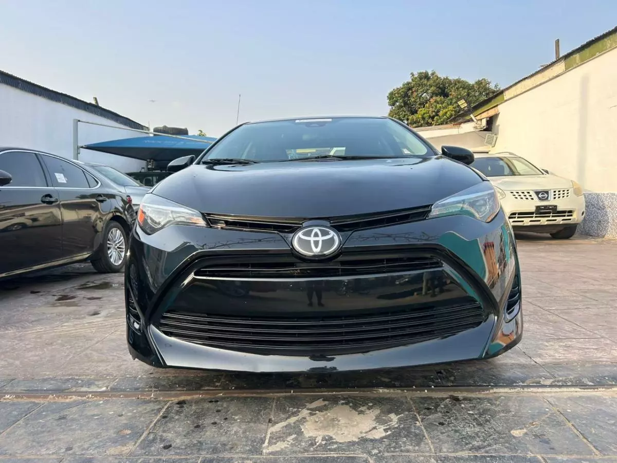 Toyota Corolla   - 2018