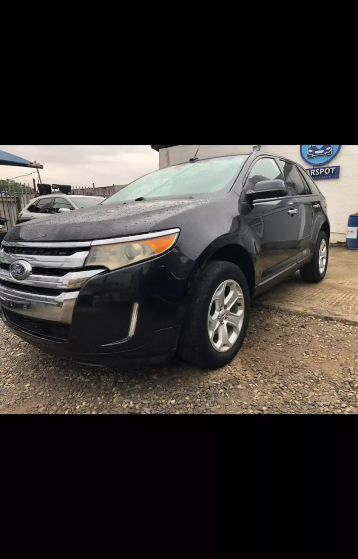 Ford Edge   - 2011