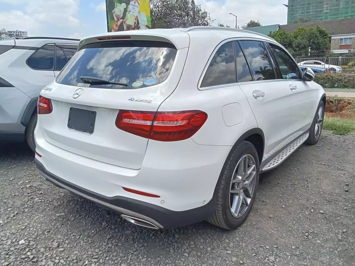 Mercedes-Benz GLC 250   - 2016